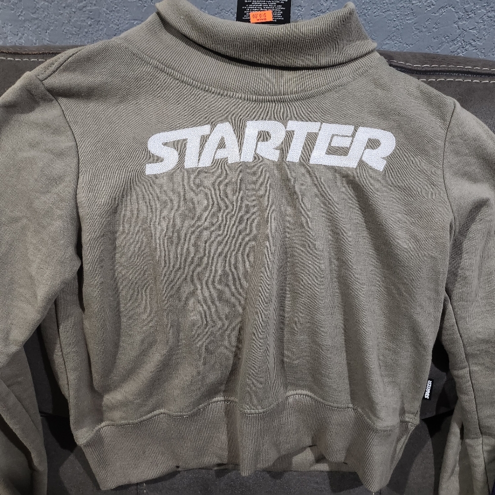 Brand new womens cropped sweater